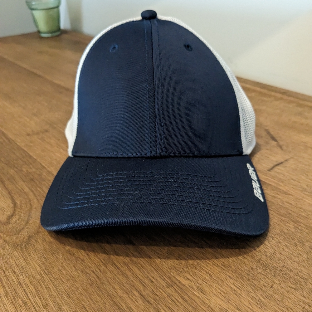 Bauer Hockey hat